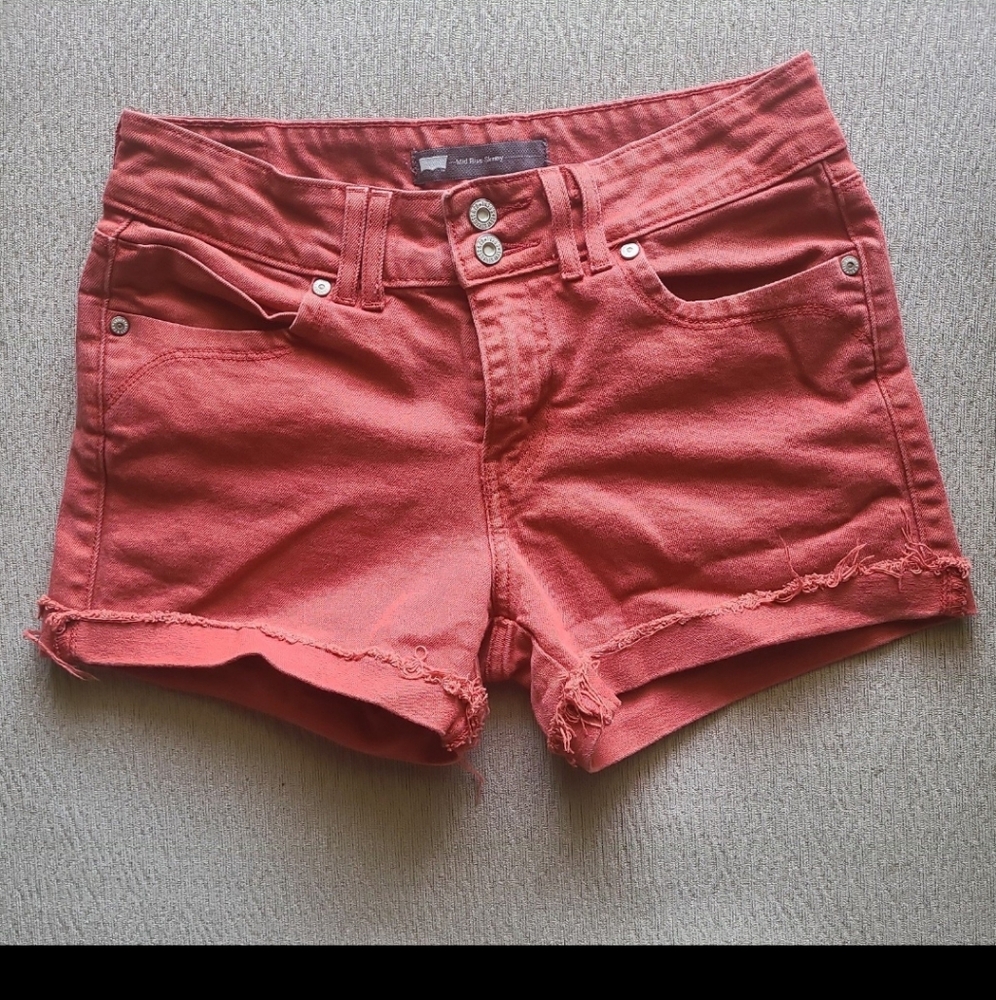 Levis Cutoff Shorts